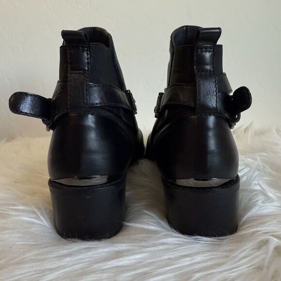 Stuart Weitzman Black OnTheStreet Soft Leather Chainlink Pull On Moto Booties - Picture 4 of 9